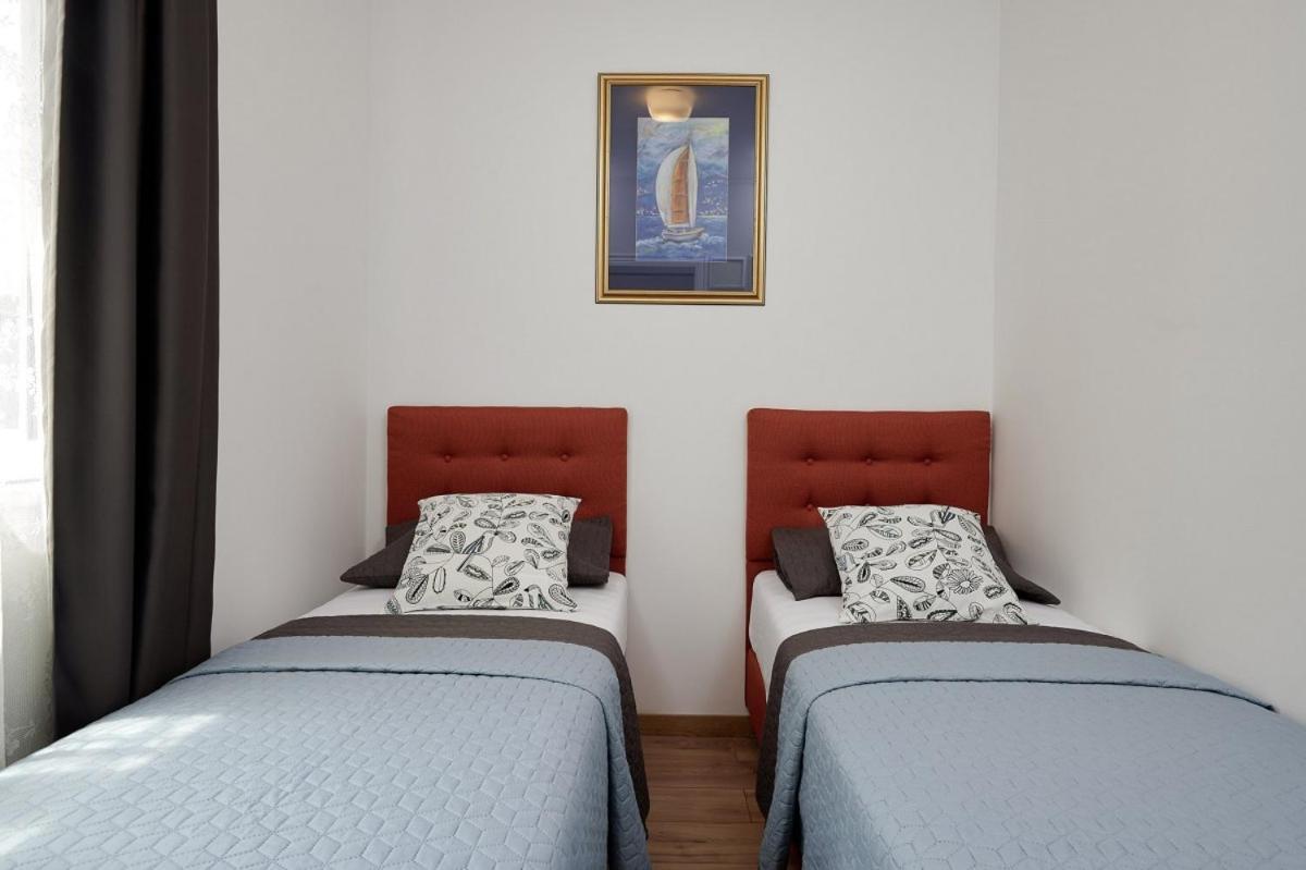 Smuketa In Trogir Haus Fuer 4 Personen Villa Exterior foto