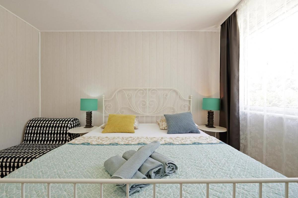 Smuketa In Trogir Haus Fuer 4 Personen Villa Exterior foto
